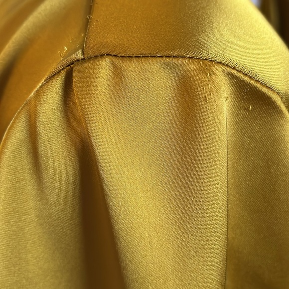 Madison d Amelie Paris Gold Button Cuffed Sleeves w/Boat neckline Blouse Size L - Picture 12 of 14